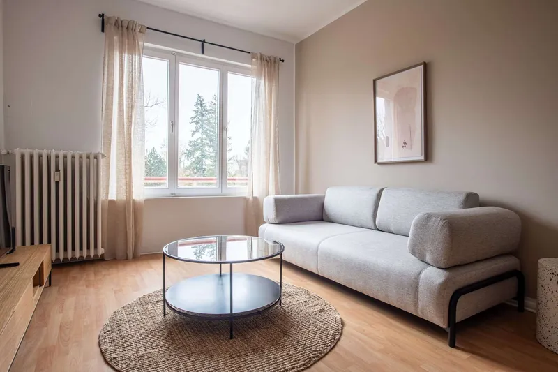 Tolle 2-Zimmer Wohnung in ruhiger Lage in Charlottenburg, vollständig möbliert & ausgestattet — photo 1